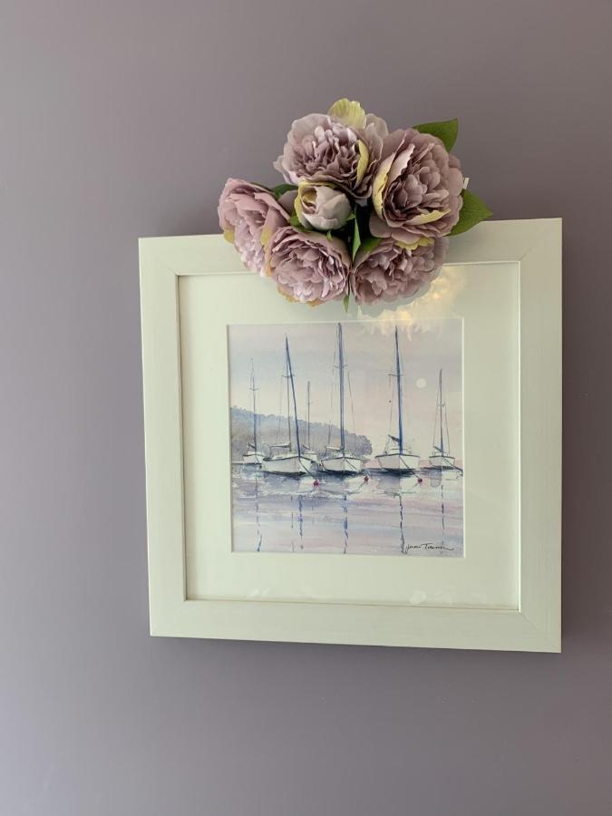 Apartment Headland View. Luxury. Harbour-front. With Parking Falmouth
