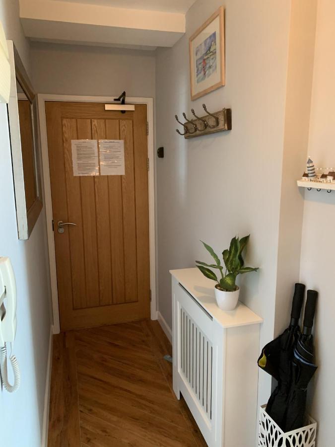 Headland View. Luxury. Harbour-front. With Parking Apartment Falmouth