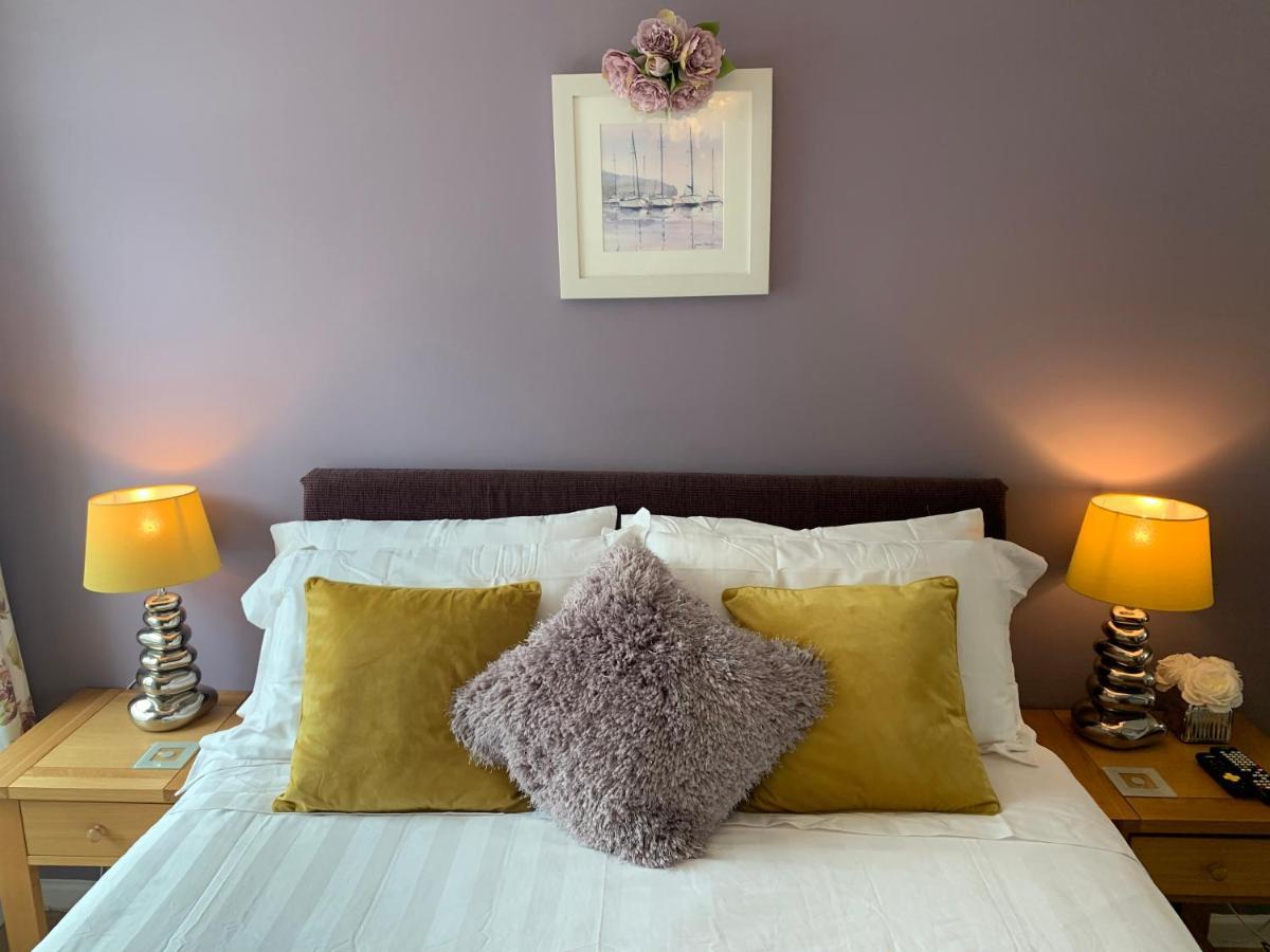 Headland View. Luxury. Harbour-front. With Parking Apartment